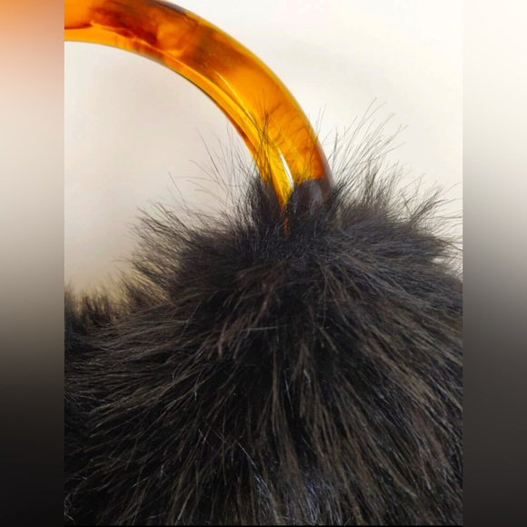 Fluffy satchel bag - Picture 2 of 4